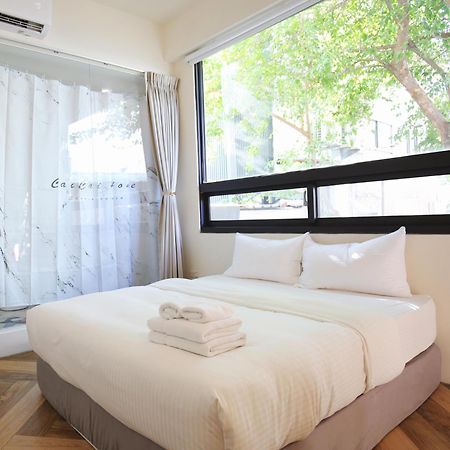 Yes Yes I Am Willing Apartment Tainan Exterior foto