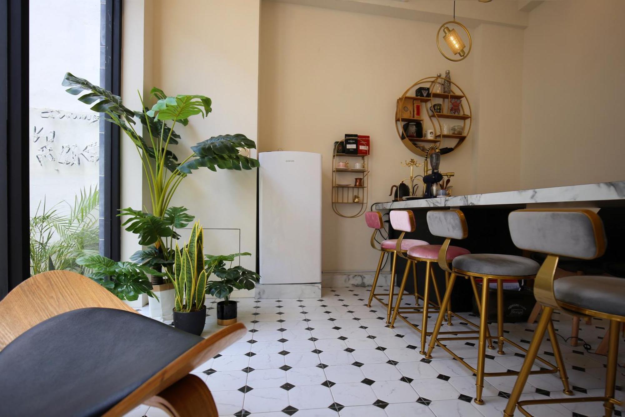 Yes Yes I Am Willing Apartment Tainan Exterior foto