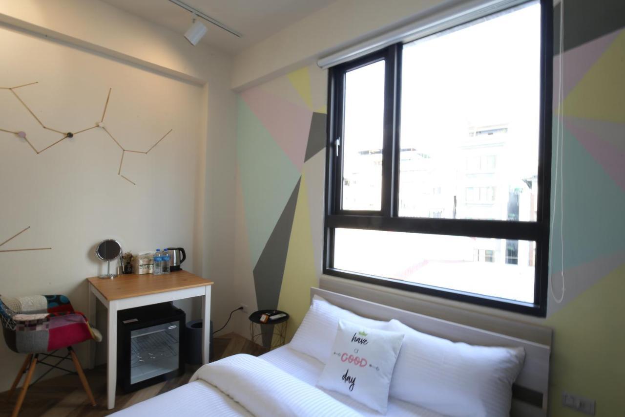 Yes Yes I Am Willing Apartment Tainan Exterior foto